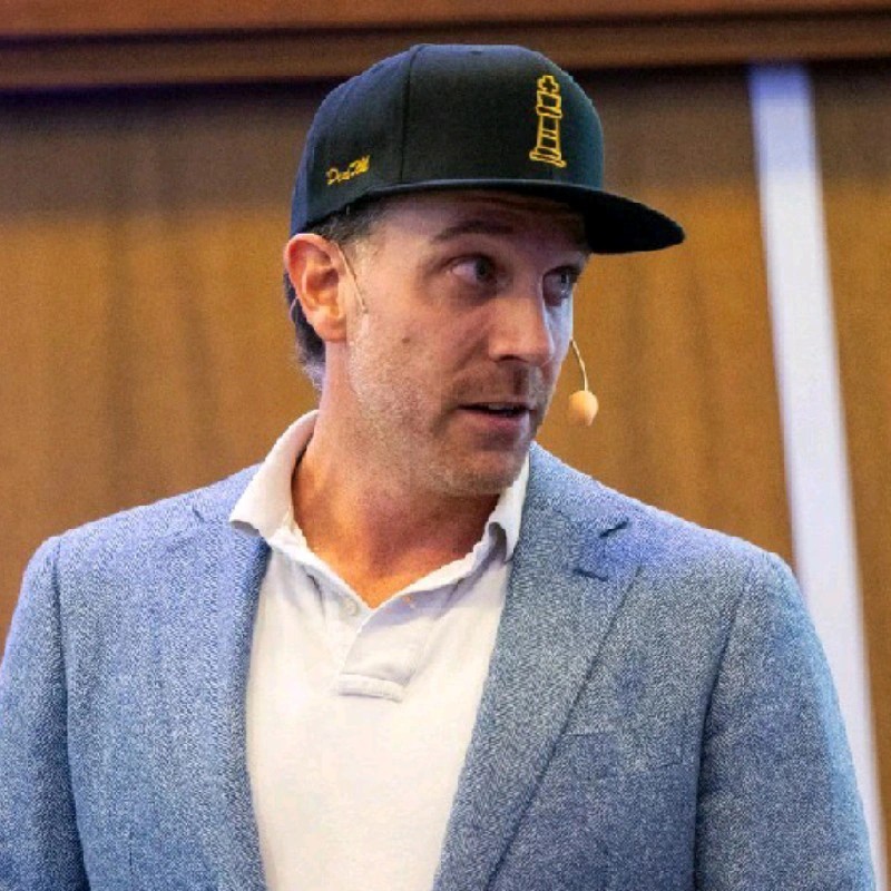 Speaker: Dennis van der Meij